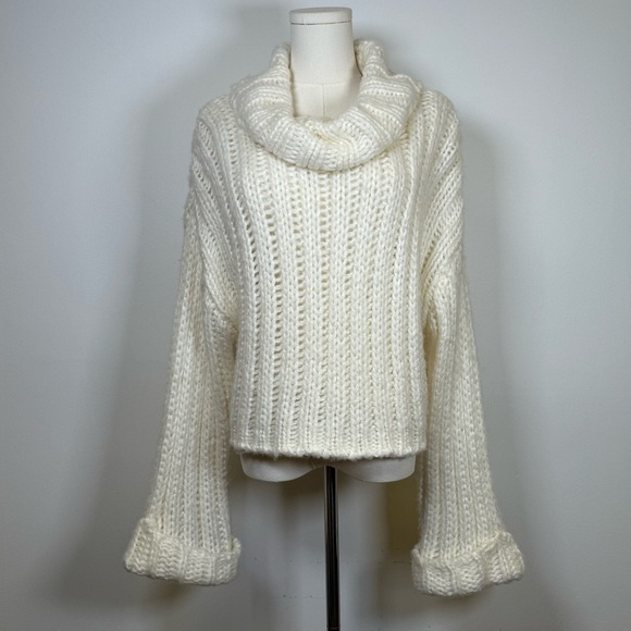 New! Forever 21 Chunky Knit Cowl Neck Sweater Winter White Women’s Size Large - Picture 1 of 9